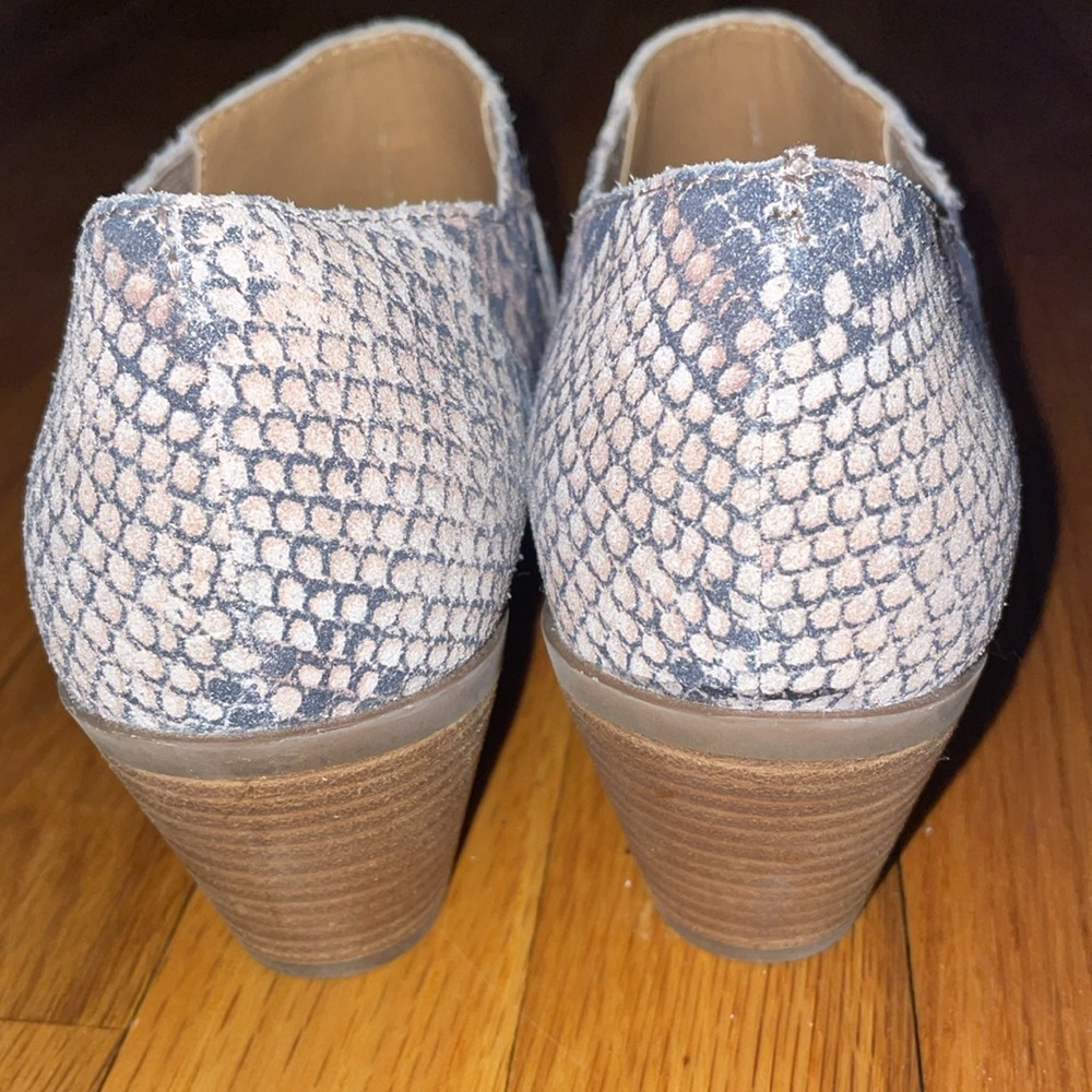 Lucky Brandy Tabea Leather Snakeskin Pattern Shoe/Ankle Bootie. Size 8.5. - Picture 5 of 11